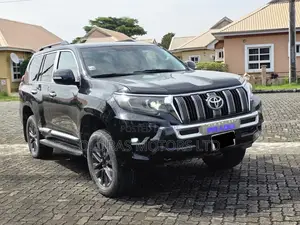 Toyota Land Cruiser Prado 2012 Black