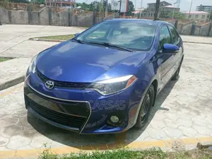 Toyota Corolla 2015 Blue