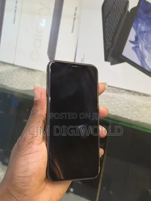 Apple iPhone 11 Pro 64 GB Gray