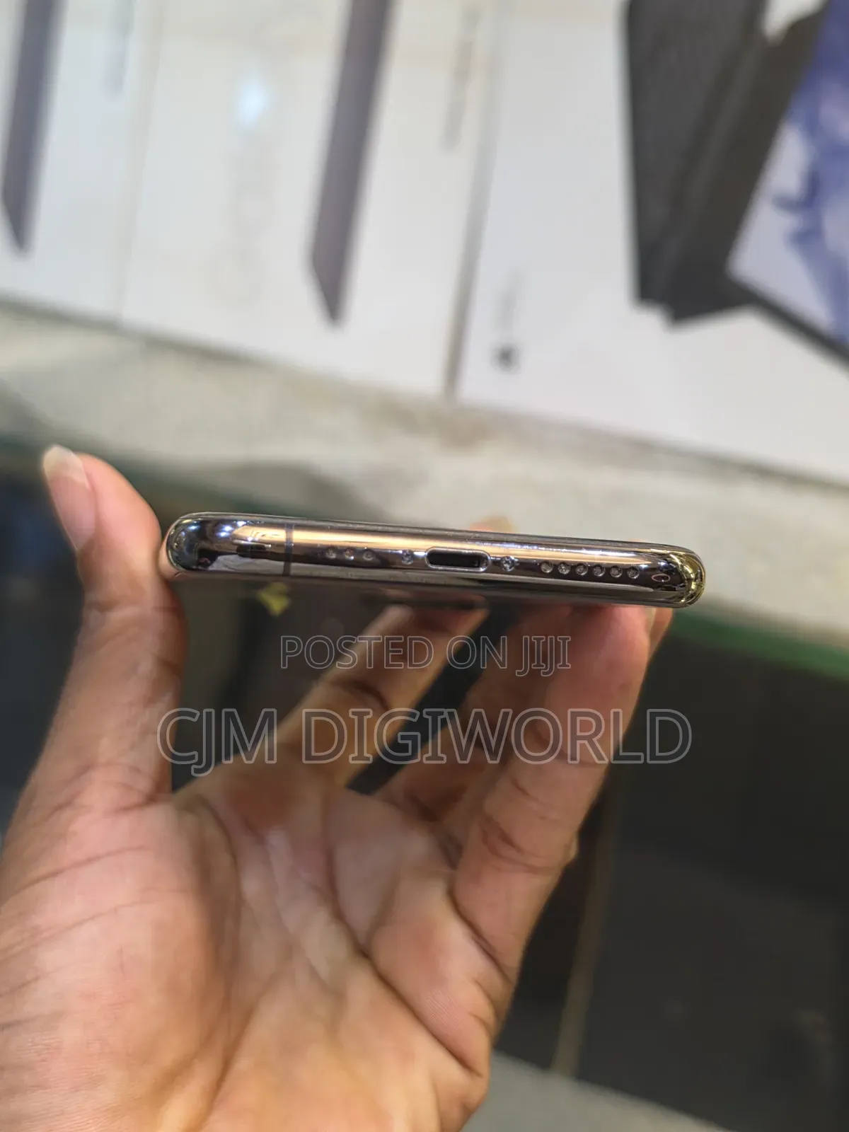 Apple iPhone 11 Pro 64 GB Gray
