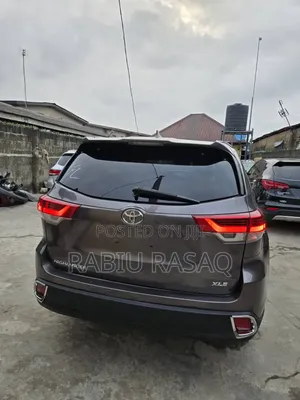 Toyota Highlander 2019 Gray