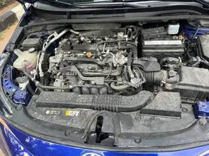 Toyota Corolla XSE 2020 Blue