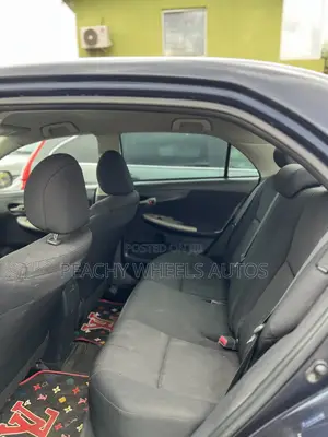 Toyota Corolla 2012 Blue