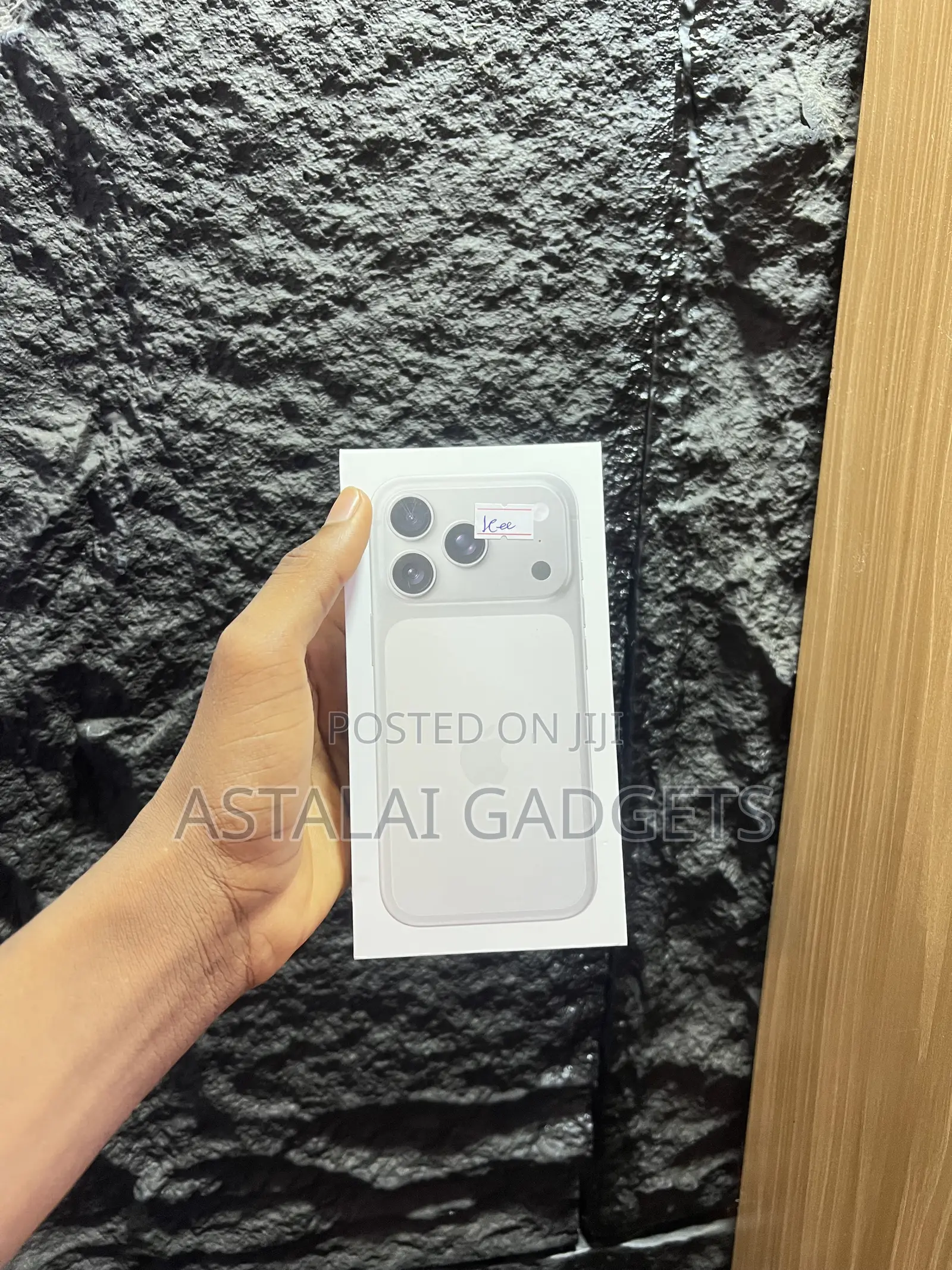 New Apple iPhone 17 Pro 256 GB Silver