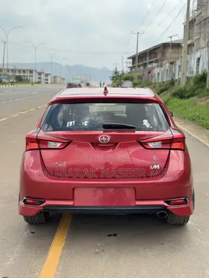 Scion iM Base 2016 Red