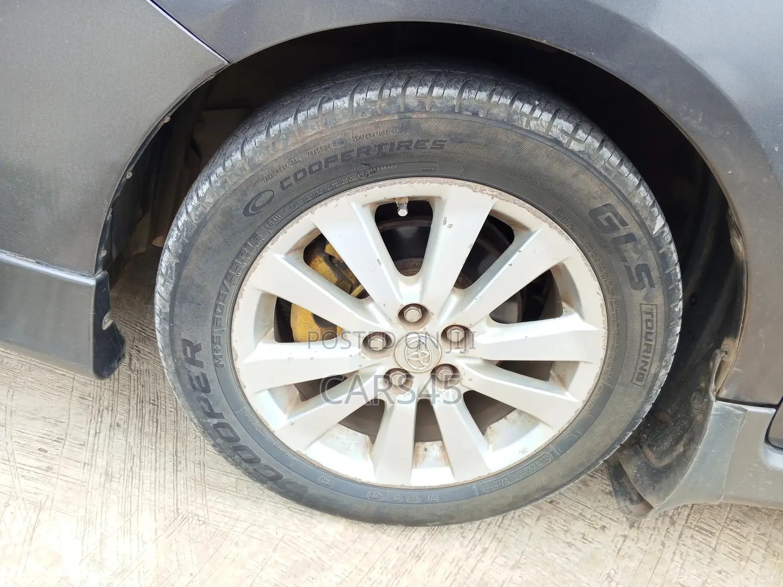 Toyota Corolla 2010 Gray