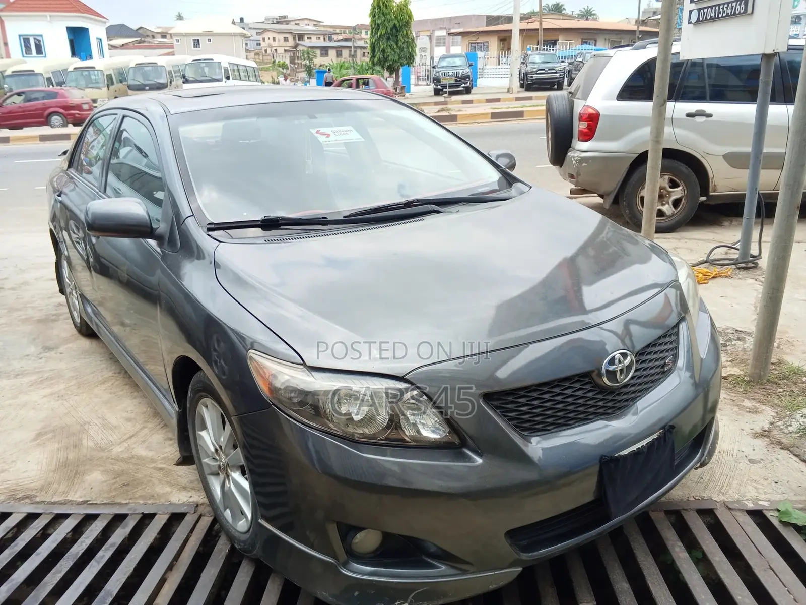 Toyota Corolla 2010 Gray