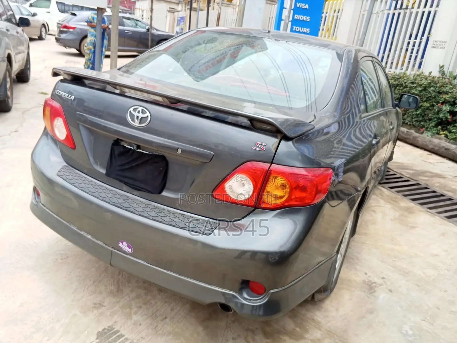 Toyota Corolla 2010 Gray