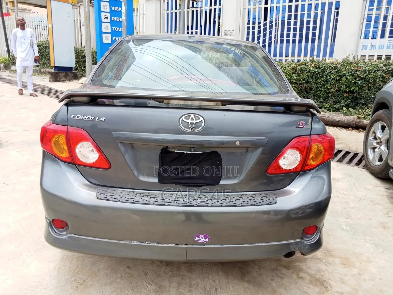 Toyota Corolla 2010 Gray