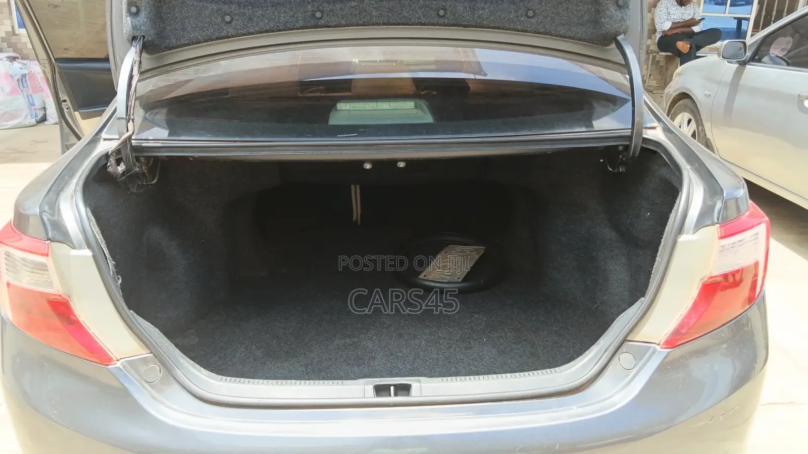 Toyota Camry 2012 Gray