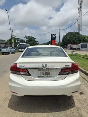Honda Civic 2013 White
