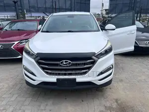 Hyundai Tucson SE AWD 2016 White