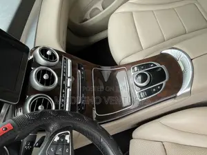 Mercedes-Benz GLC-Class 2017 Blue