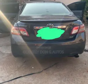 Toyota Camry 2010 Gray