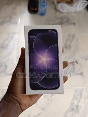 New Apple iPhone 17e 256 GB Black
