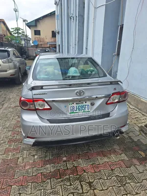 Toyota Corolla S 4dr Sedan (1.8L 4cyl 4A) 2013 Silver