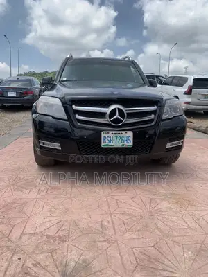 Mercedes-Benz GLK-Class 2011 Black