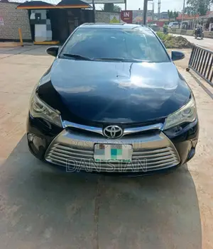 Toyota Camry 2017 Black