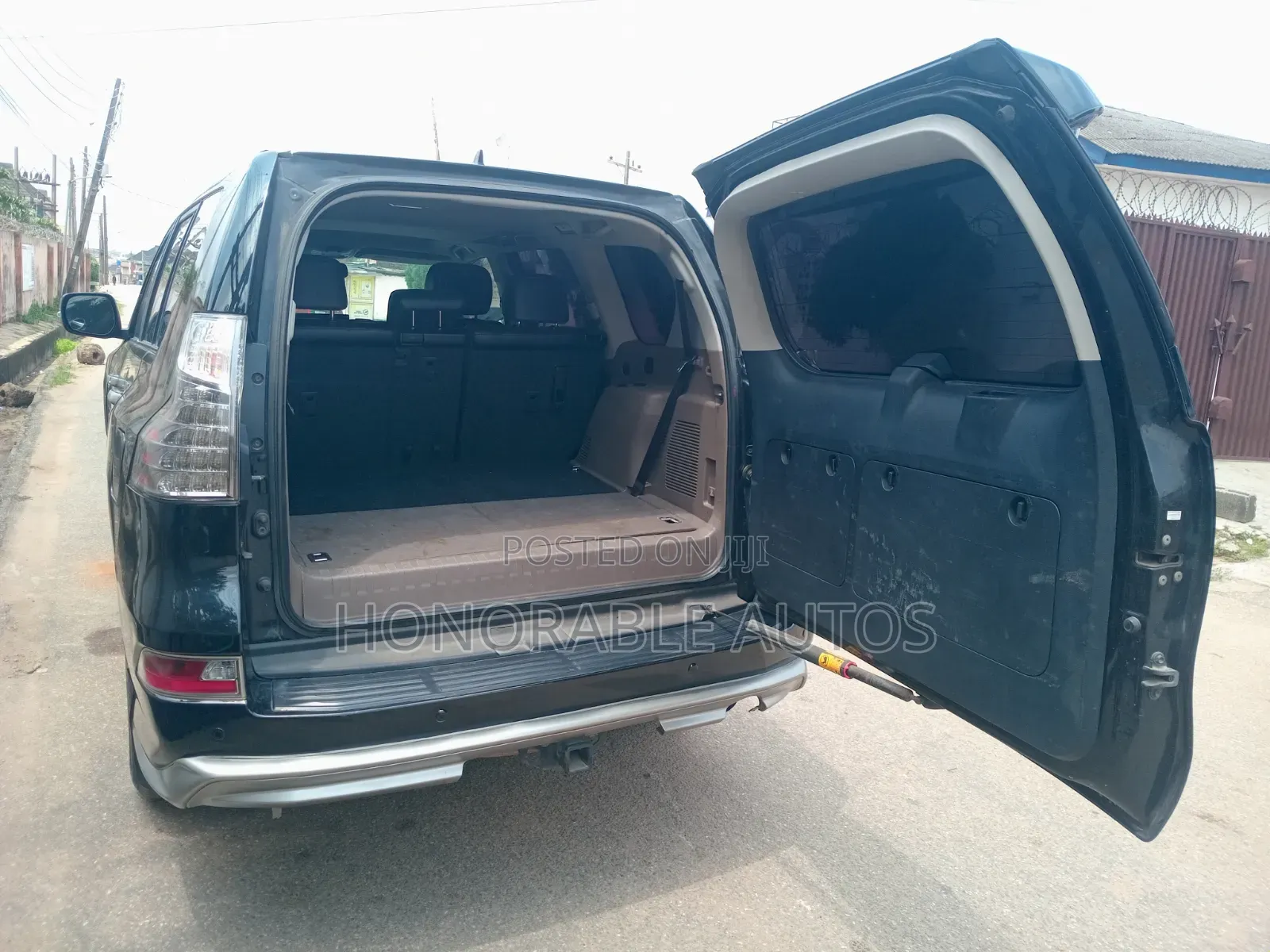 Lexus GX 2012 Black