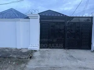 3bdrm Bungalow in Honestly Estate, Awoyaya for sale