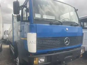 Mercedes 1517