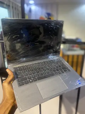 Laptop Dell Latitude 5320 8GB Intel Core i5 SSD 256GB