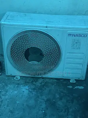 USED AC 2.5HP , Bought From Ghana and in Good Condition