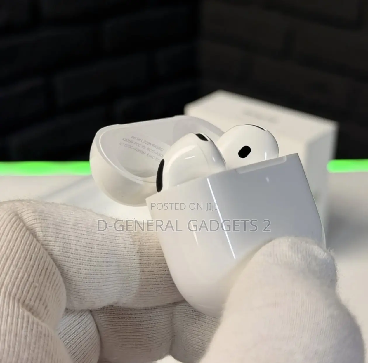 Apple AirPod 4