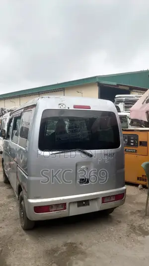 Daihatsu Hijet 2015 Silver