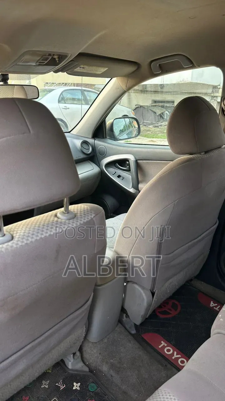 Toyota RAV4 2009 Blue