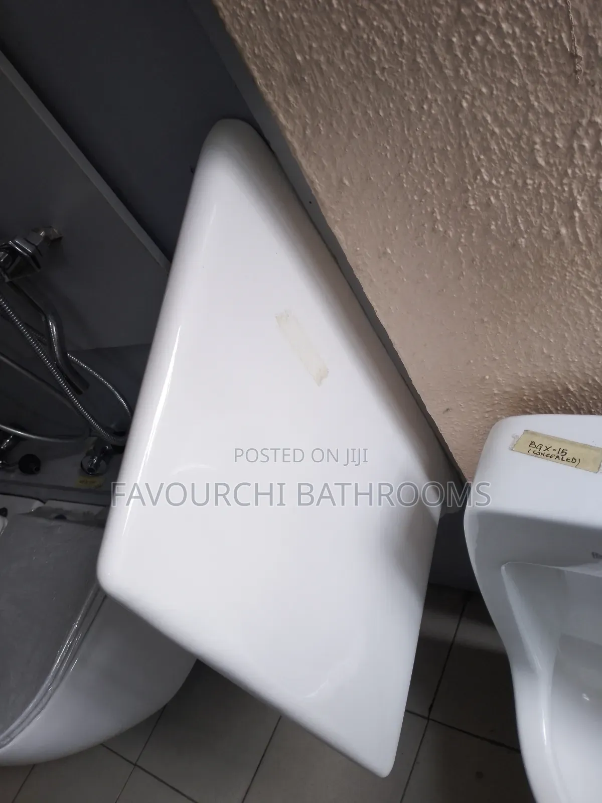 Urinal Divider