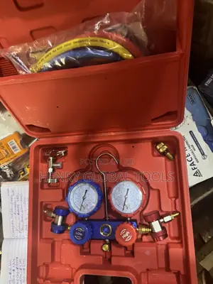 AC Manifold Gauge Set – 2-Valve Refrigeration Charging Kit