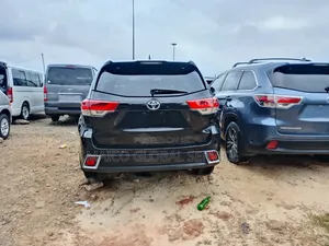 Toyota Highlander 2017 Black