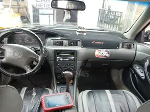 Toyota Camry LE 4dr Sedan (2.2L 4cyl 4A) 2001 Black