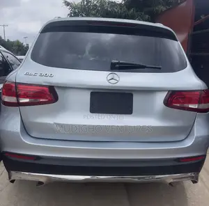 Mercedes-Benz GLC-Class 2017 Blue