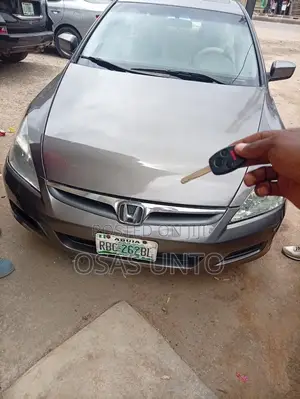 Honda Accord 2007 Gray