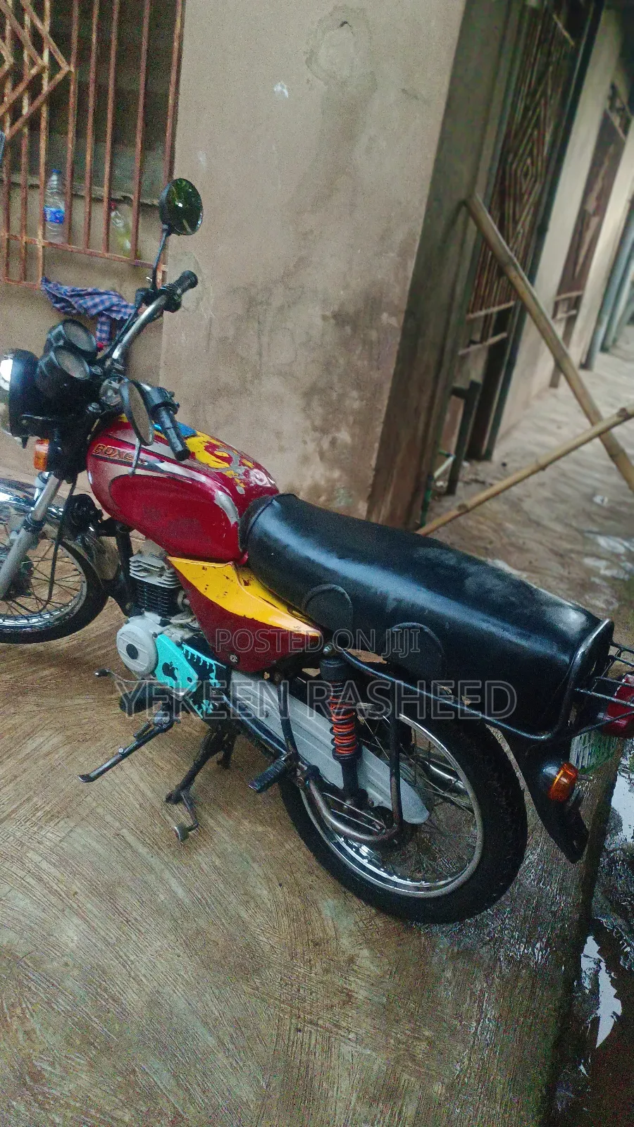 Bajaj Boxer 2024 Red
