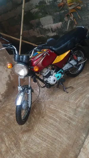 Bajaj Boxer 2024 Red