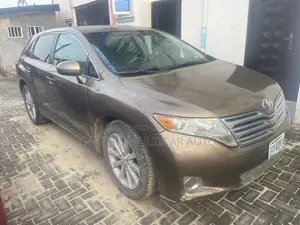 Toyota Venza LE 2009 Brown