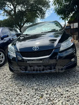 Toyota Matrix S Hatchback FWD (2.4L 4cyl 5A) 2010 Black