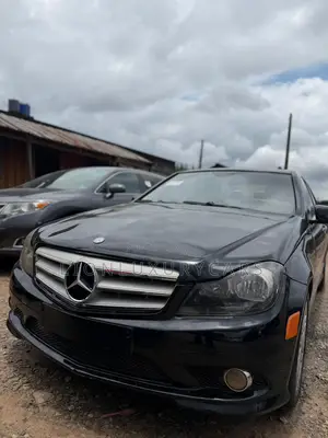 Mercedes-Benz C300 2008 Black