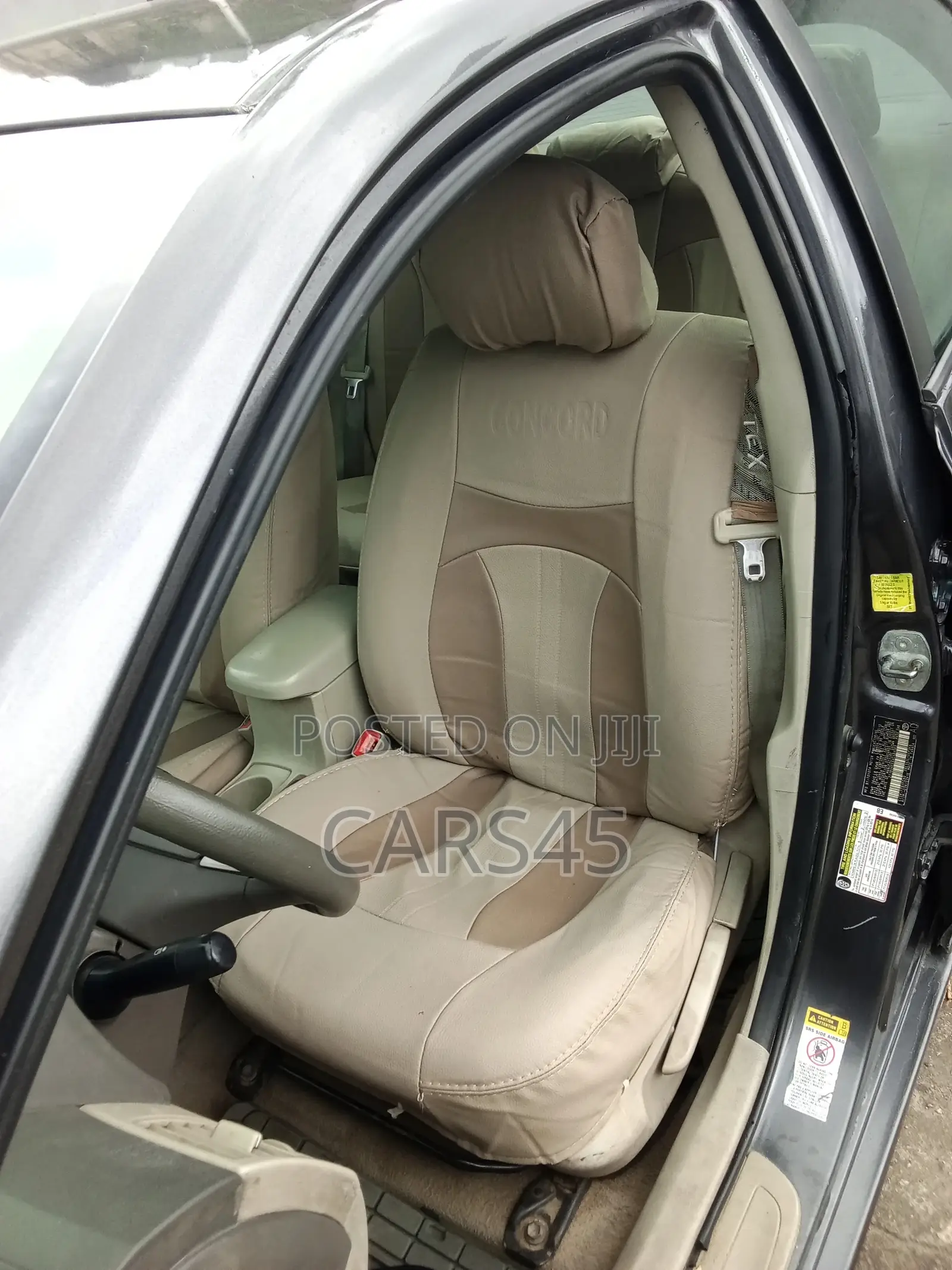Toyota Corolla 2010 Gray