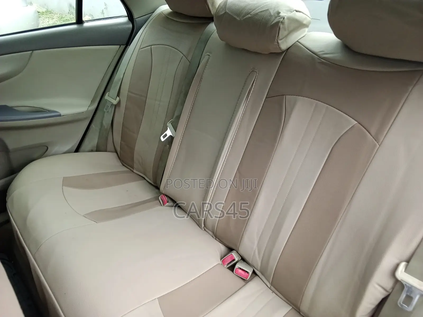 Toyota Corolla 2010 Gray