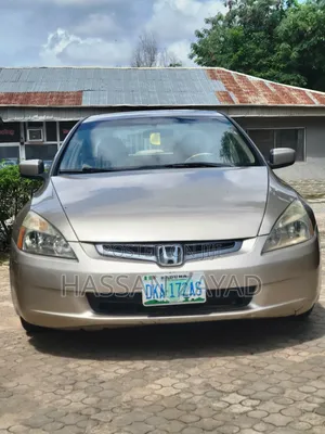 Honda Accord 2003 Gold