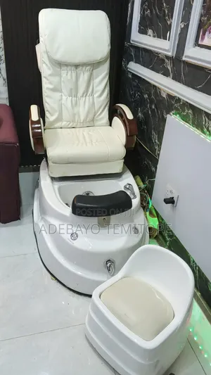 Premium Massage & Pedicure Chair – Upgrade Your Salon Today! 🔥