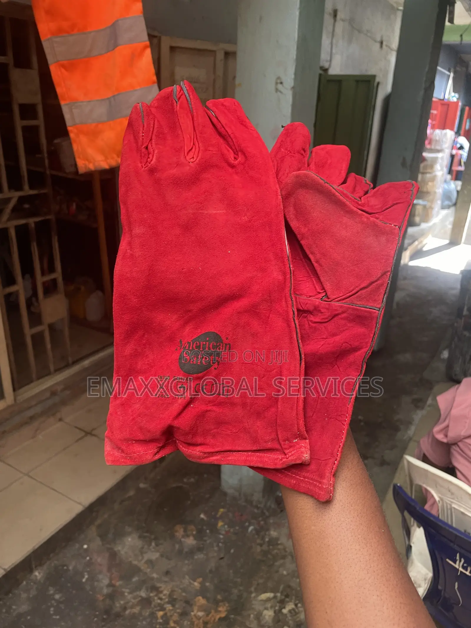Quality Welders Red Safety Glove