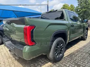 Toyota Tundra 2023 Green