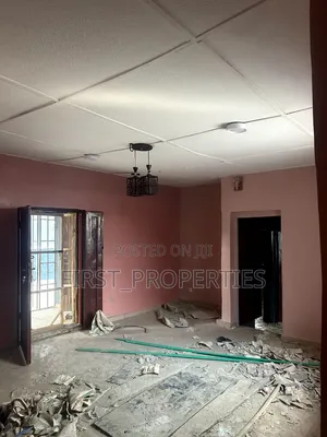 3bdrm Block of Flats in Oritamerin Elebu, Akala Express for rent