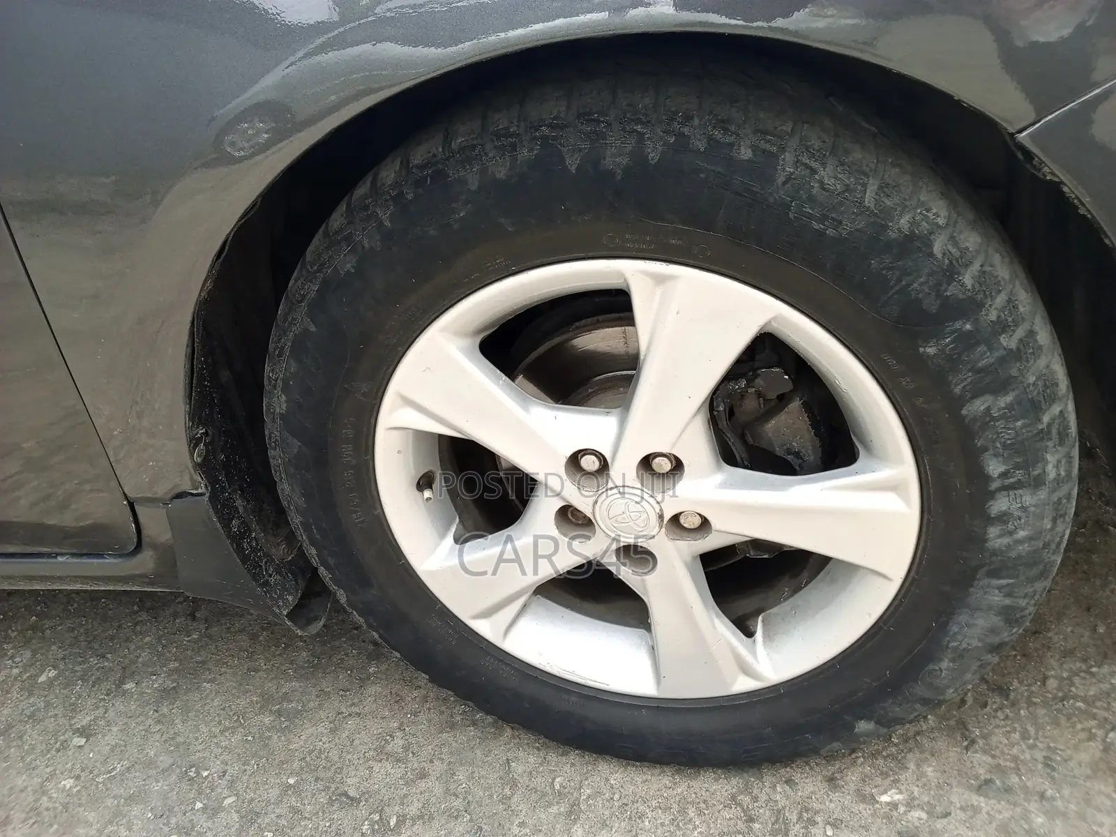 Toyota Corolla 2010 Gray