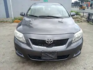 Toyota Corolla 2010 Gray